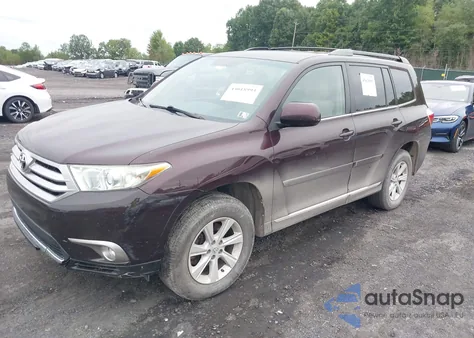 2012 Toyota Highlander Base V6 z USA, uszkodzony, nr VIN 5TDBK3EH6CS169850